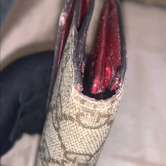 Gucci Tan coated canvas wallet  Signature Monogram Great condition authentic - Picture 4 of 15